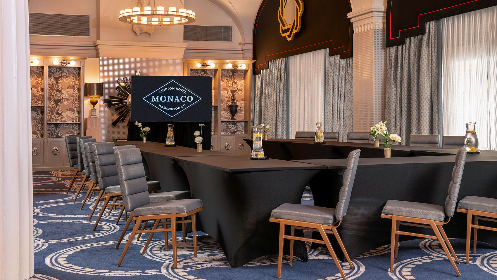 Paris Ballroom comfortably hosts smaller conference settings for 30 or up to 200 in a classroom setting