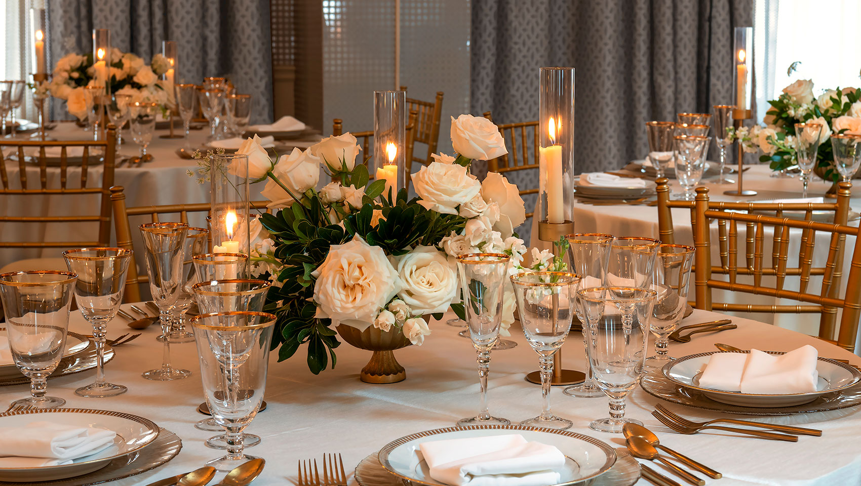 Elegant wedding table settings in the Monaco DC Paris Ballroom